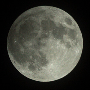 Частичное-полутеневое-лунное-затмение-28-ноября-2012.jpg